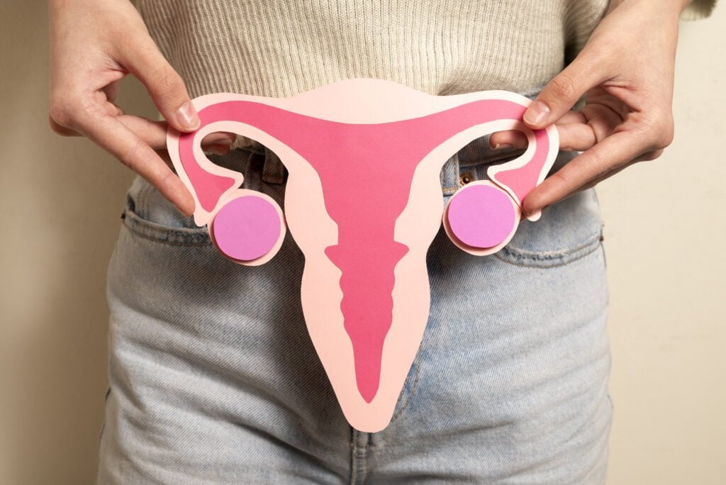 What is the lowest AMH level for IVF?