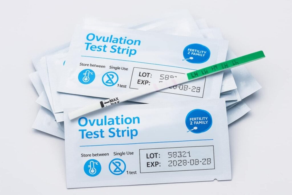 50 x Ovulation Strip Tests + 10 x Strip Test Collection Cups